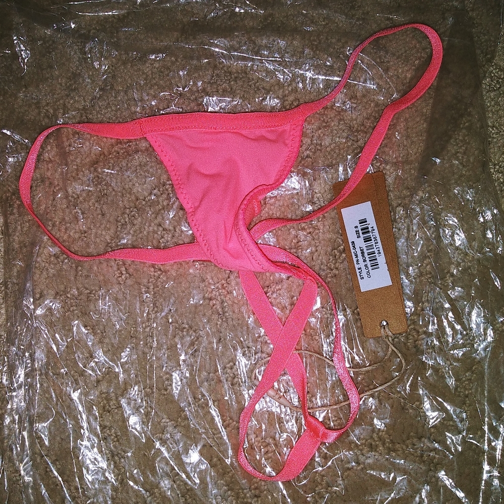 Skims g-string thong panties